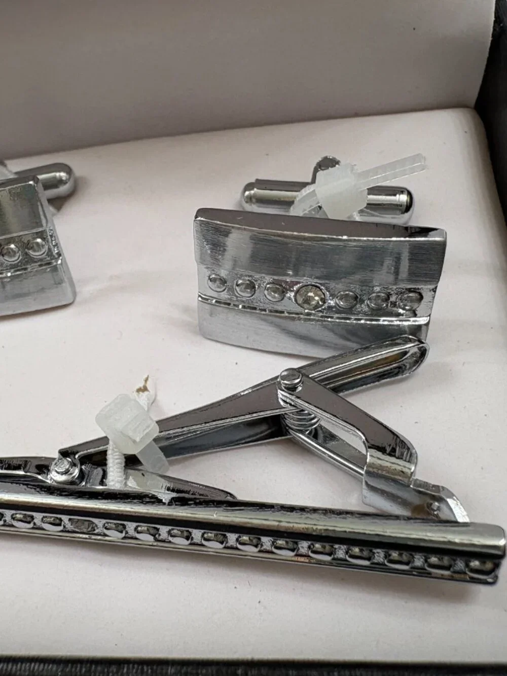 Cuff Links and Tie Clip Gift Set In Box - Silver W/Studs - NWT
